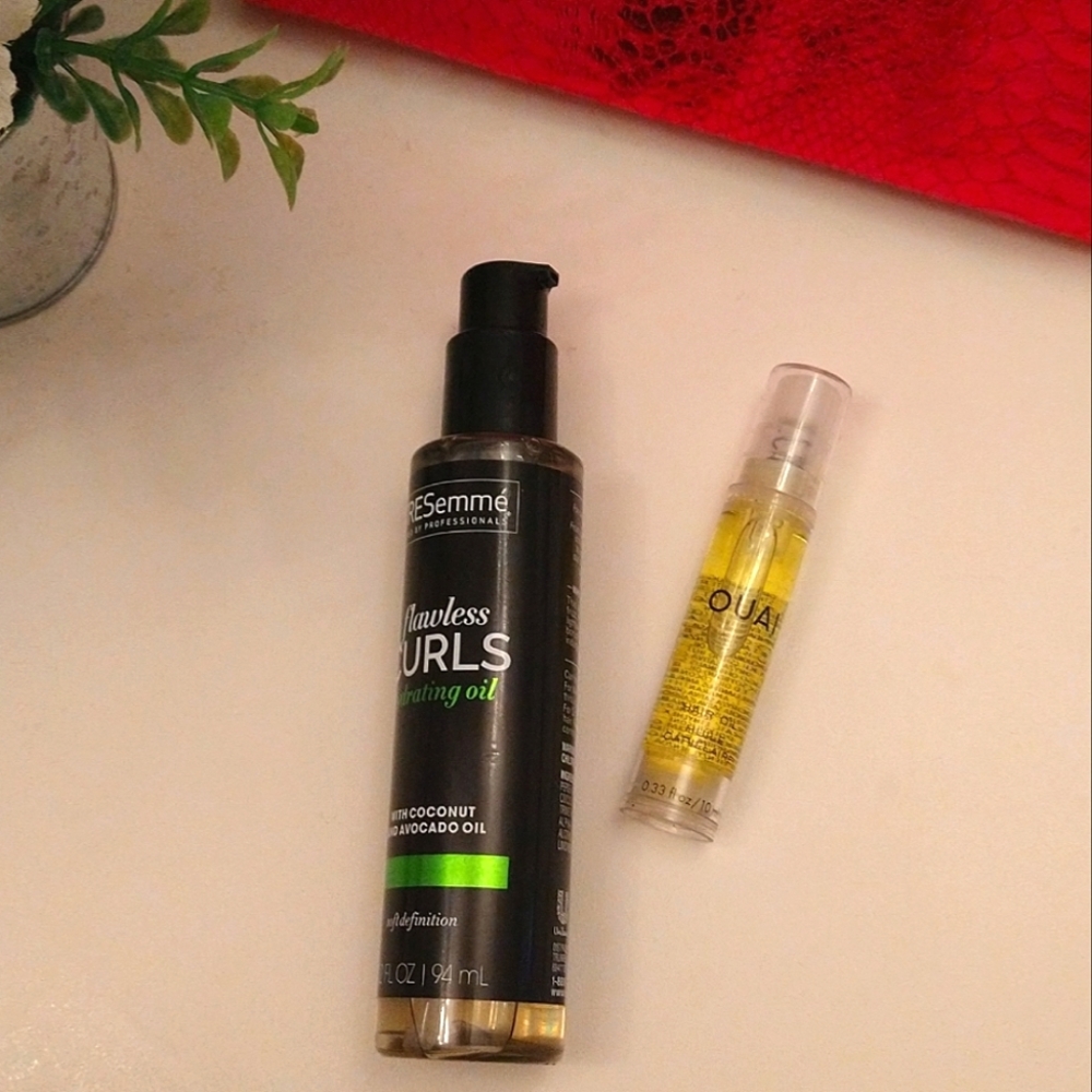 Hair oil bundle 2 piece 💖Ouai + Tresemmes